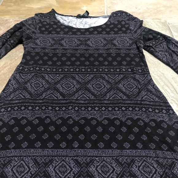Forever 21 long sleeve dress - Picture 3 of 5